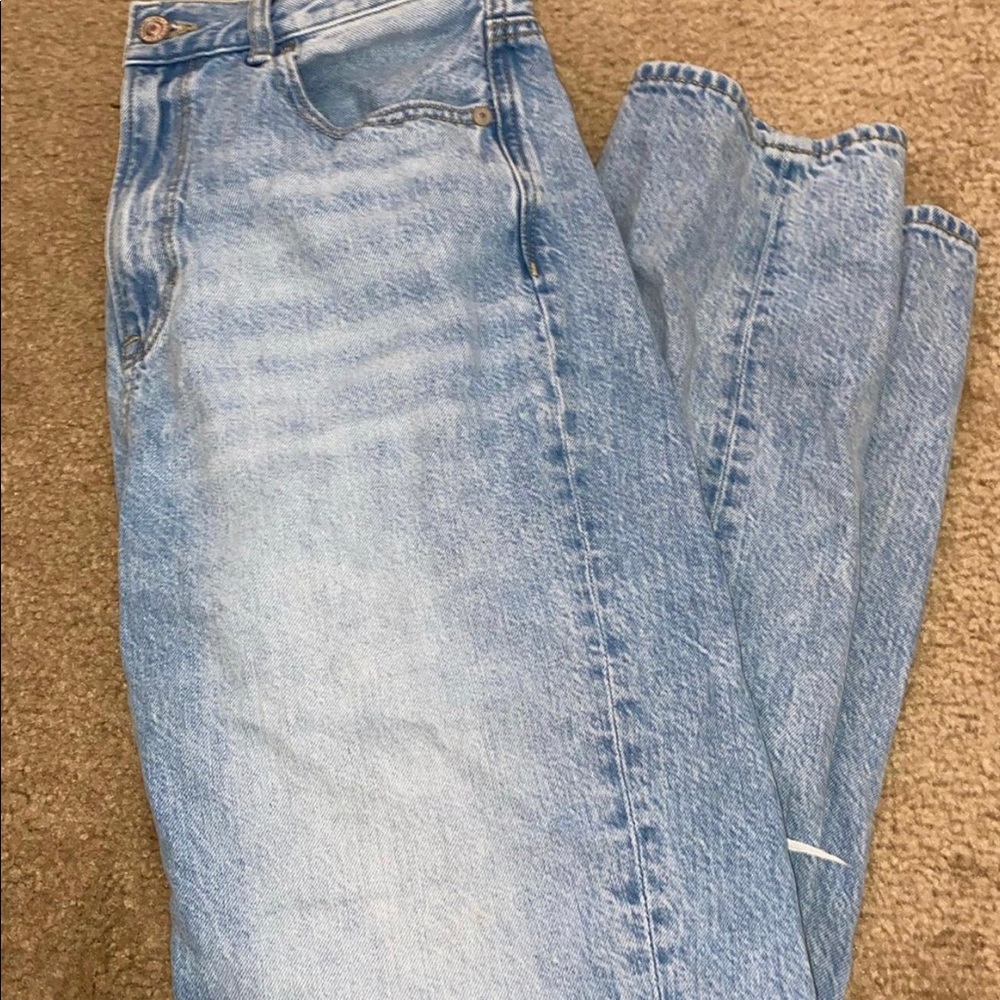 American eagle mom jeans